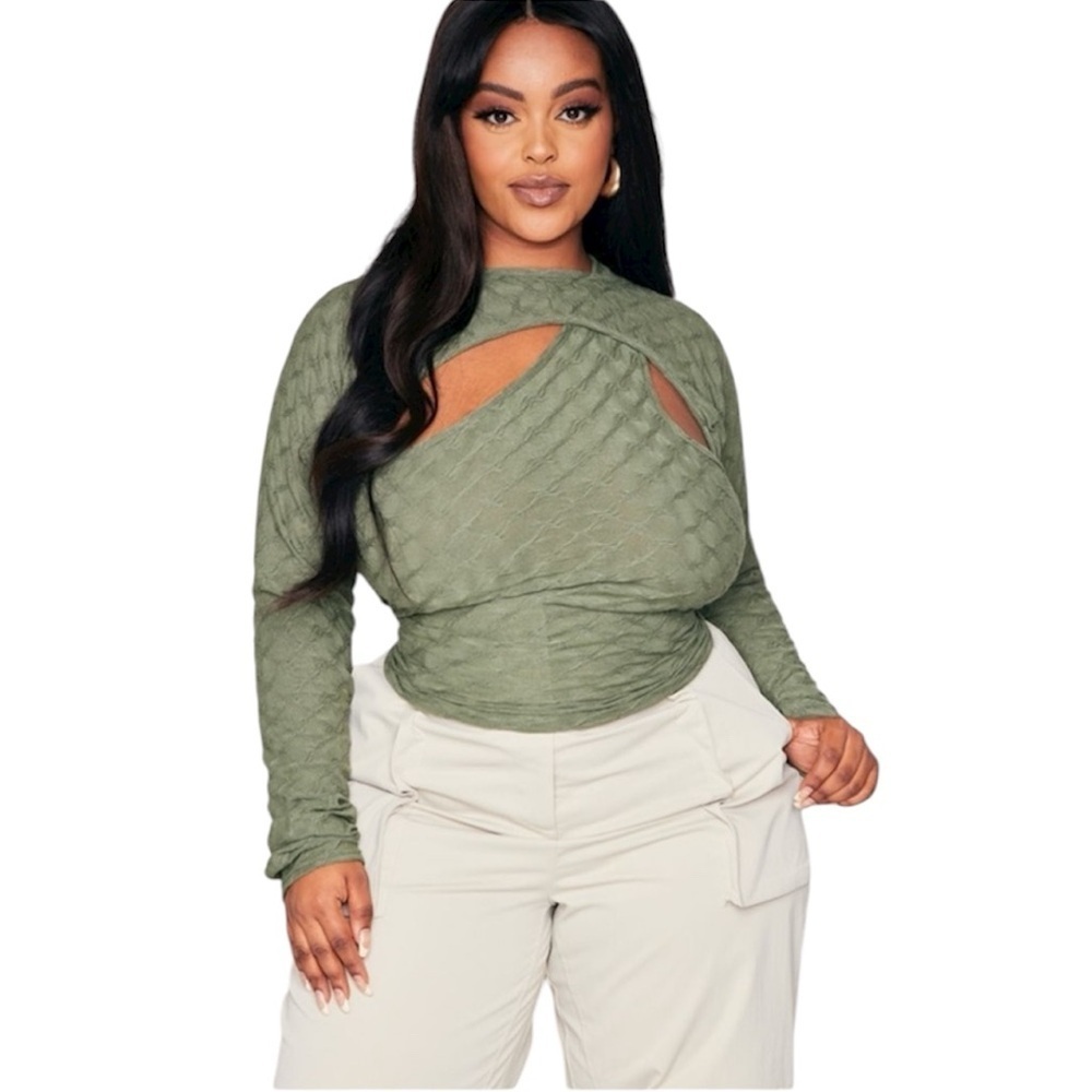 🆕 PRETTY LITTLE THING Plus Khaki Textured Longsleeve Cut Out Top size 18